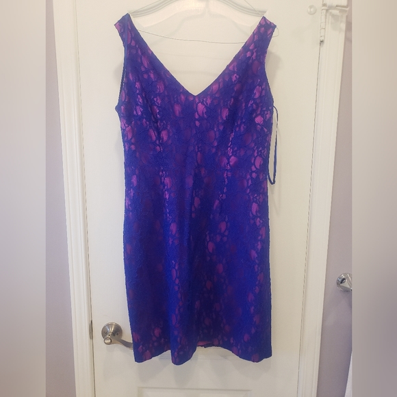 New and slightly used clothing - Picture 4 of 11